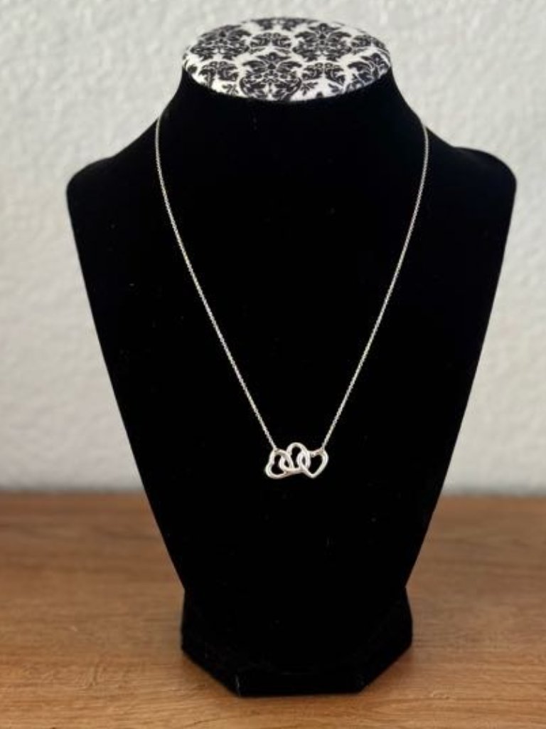 Tiffany & Co Sterling Silver Elsa Peretti Triple Open Heart Link Necklace
